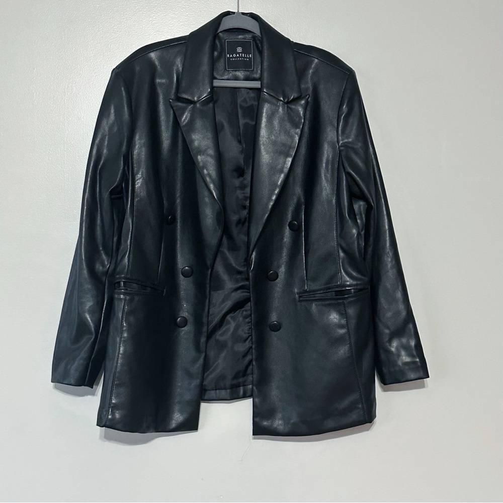 Bagatelle Collection Open Front faux leather blazer Black Size‎ X-Large